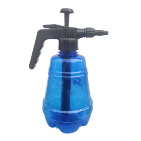 1.5 Litre Water Sprayer Hand-held Pump Pressure Garden Sprayer(Random Colour)